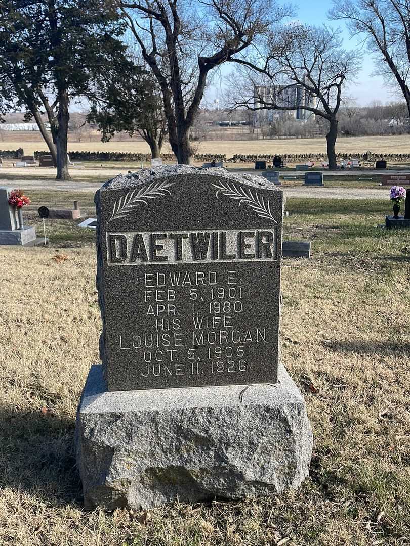 Edward E. Daetwiler's grave. Photo 1