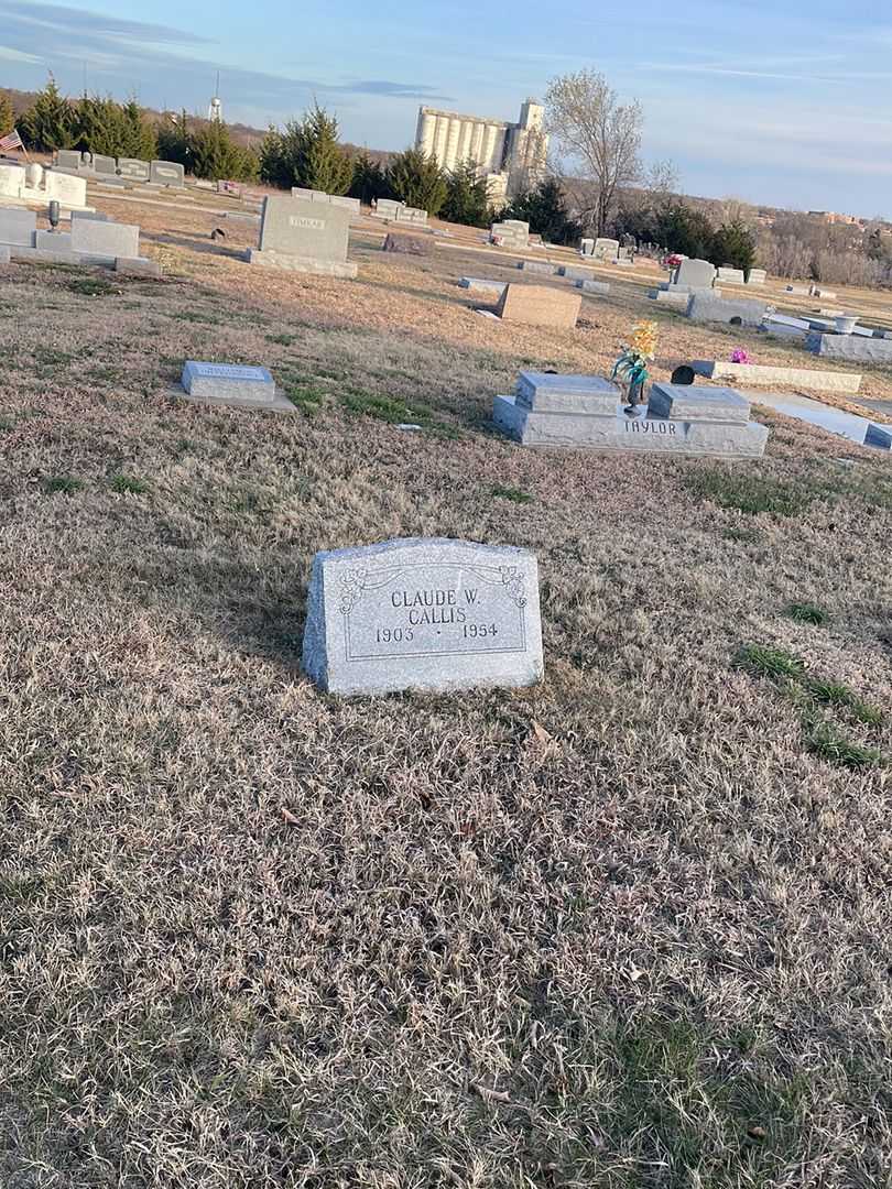 Claude W. Callis's grave. Photo 2
