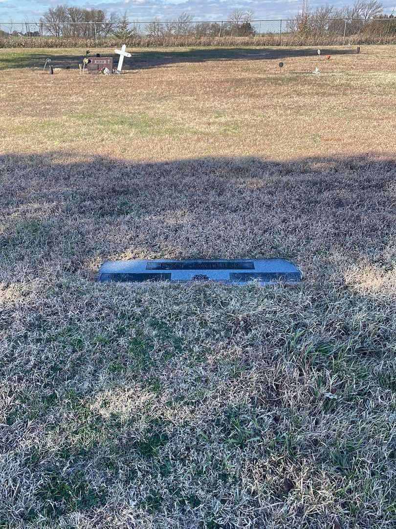 Oliver James Daetwiler's grave. Photo 2