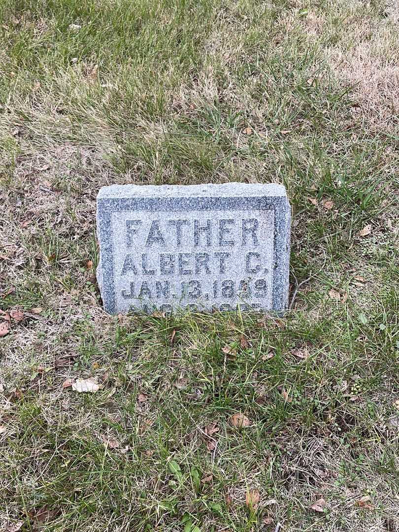 Albert C. Pagenkopf's grave. Photo 3