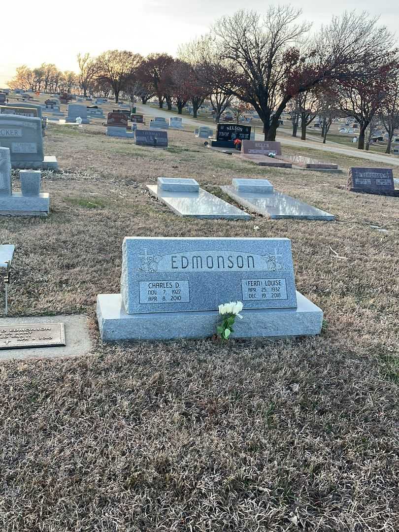 Charles D. Edmonson's grave. Photo 2