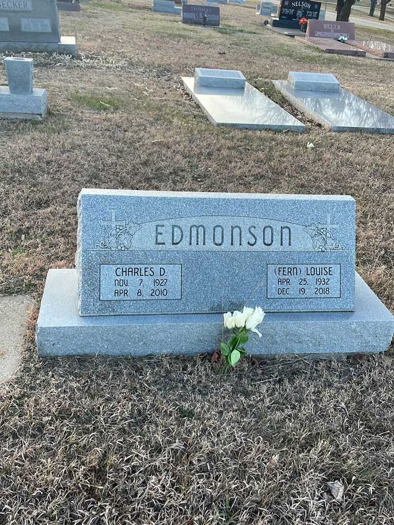 Charles D. Edmonson's grave. Photo 1