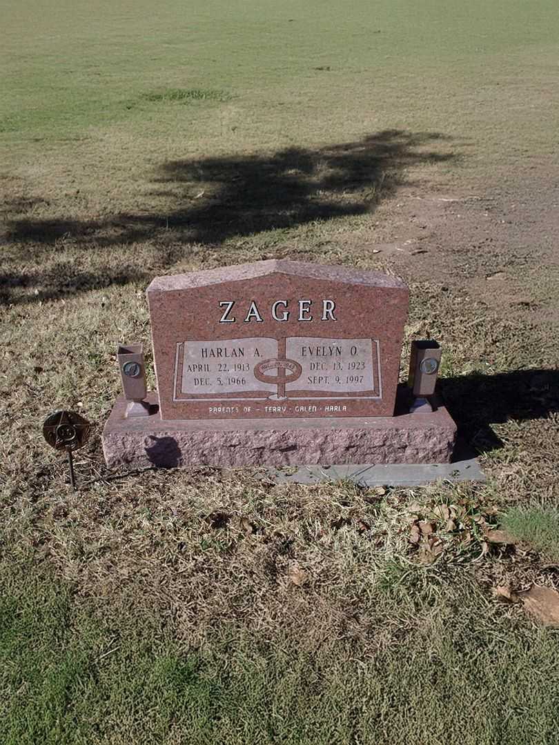 Harlan A. Zager's grave. Photo 2
