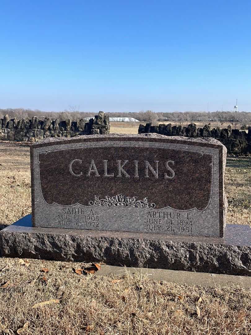 Sadie A. Yancey Calkins's grave. Photo 4