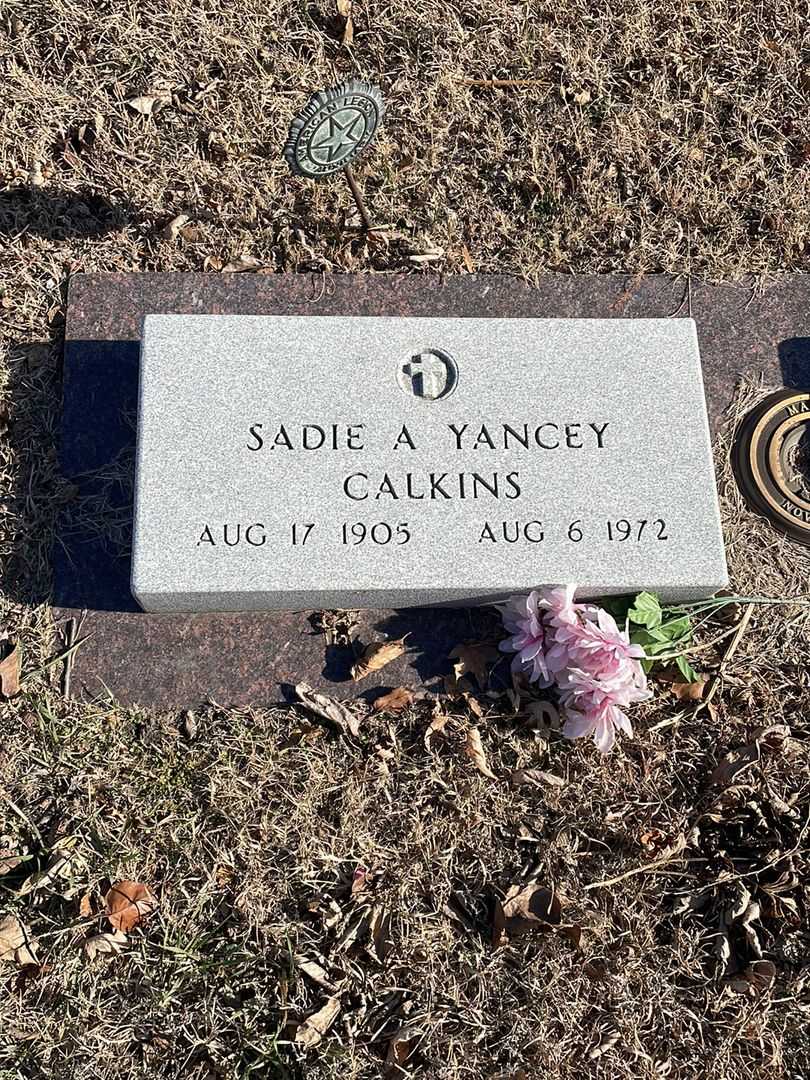 Sadie A. Yancey Calkins's grave. Photo 1