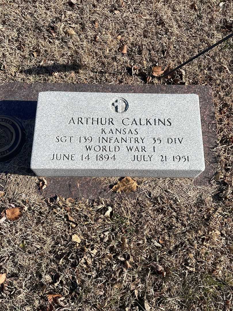 Arthur L. Calkins's grave. Photo 1