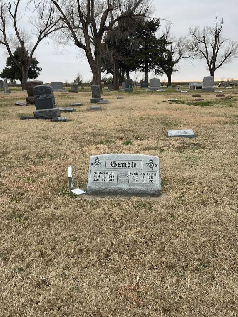 G. Gordon Gamble Junior's grave. Photo 2