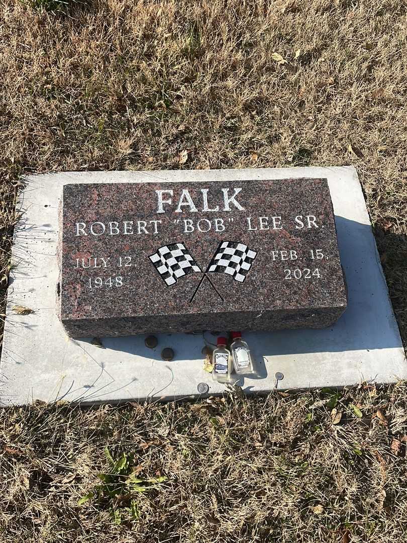 Louise A. Falk's grave. Photo 4