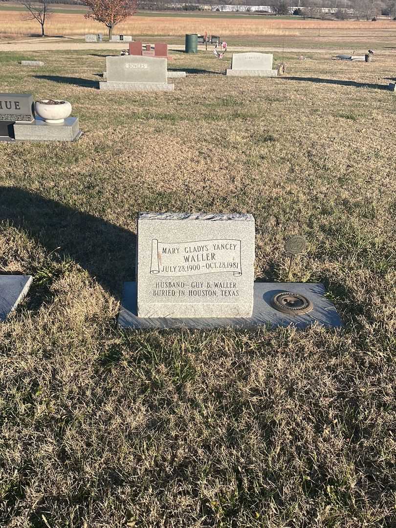 Mary Gladys Yancey Waller's grave. Photo 2