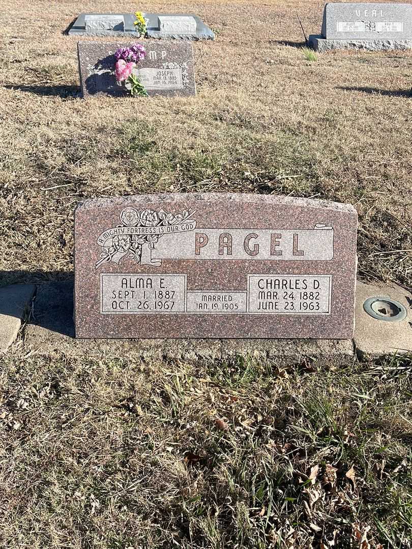 Charles D. Pagel's grave. Photo 1
