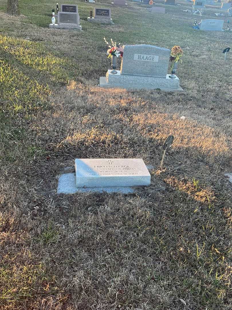 J. Bryan Haage's grave. Photo 2
