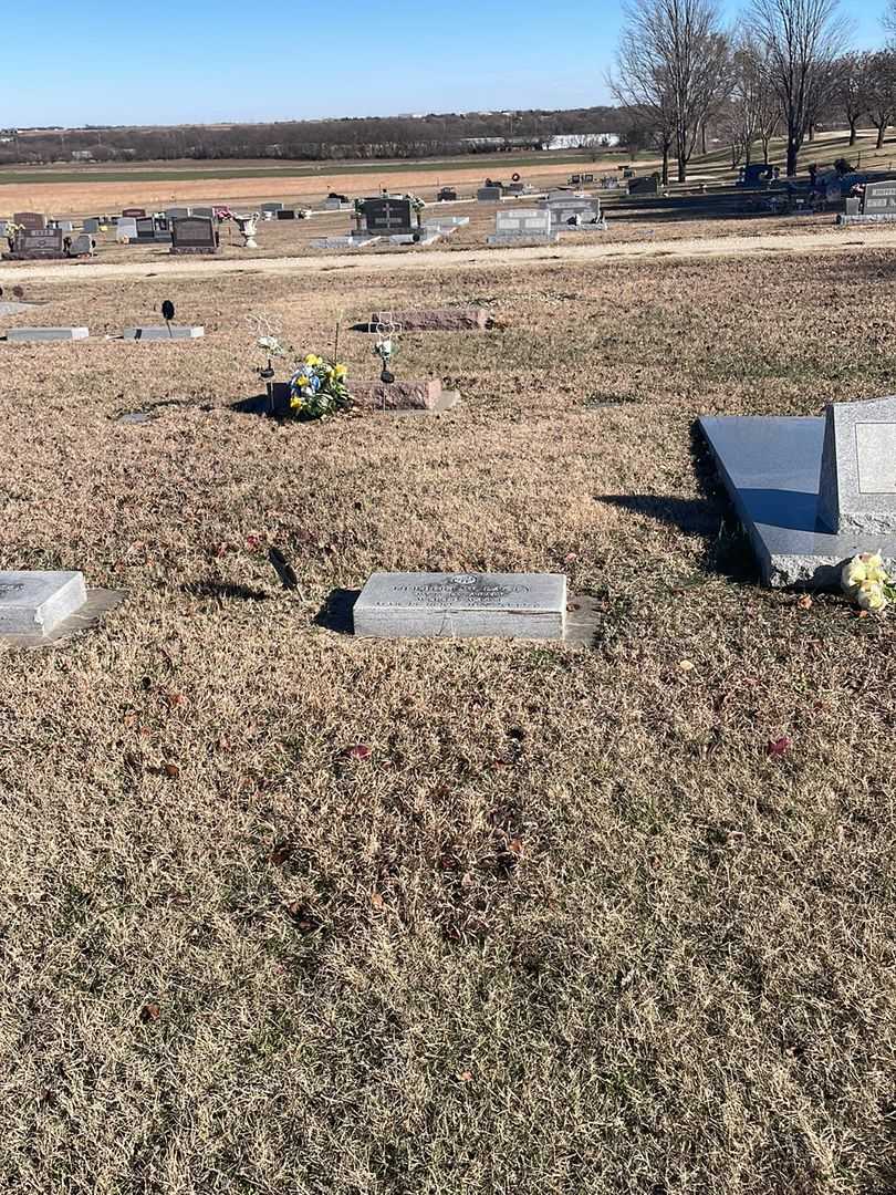 Herbert W. Lacey's grave. Photo 2