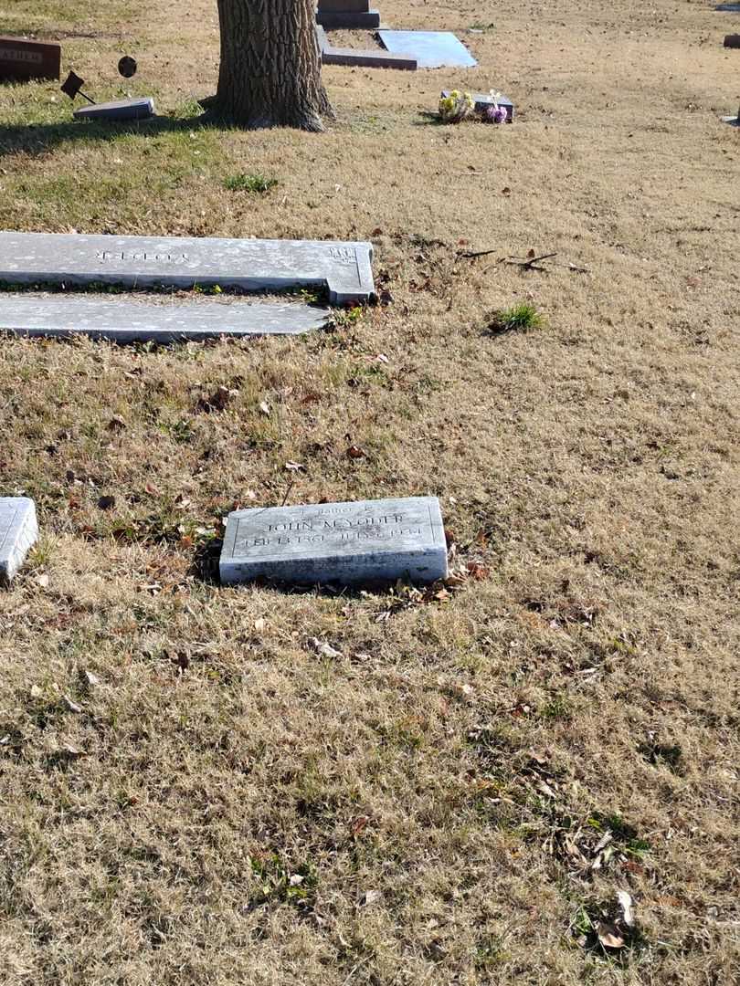 John M. Yoder's grave. Photo 2