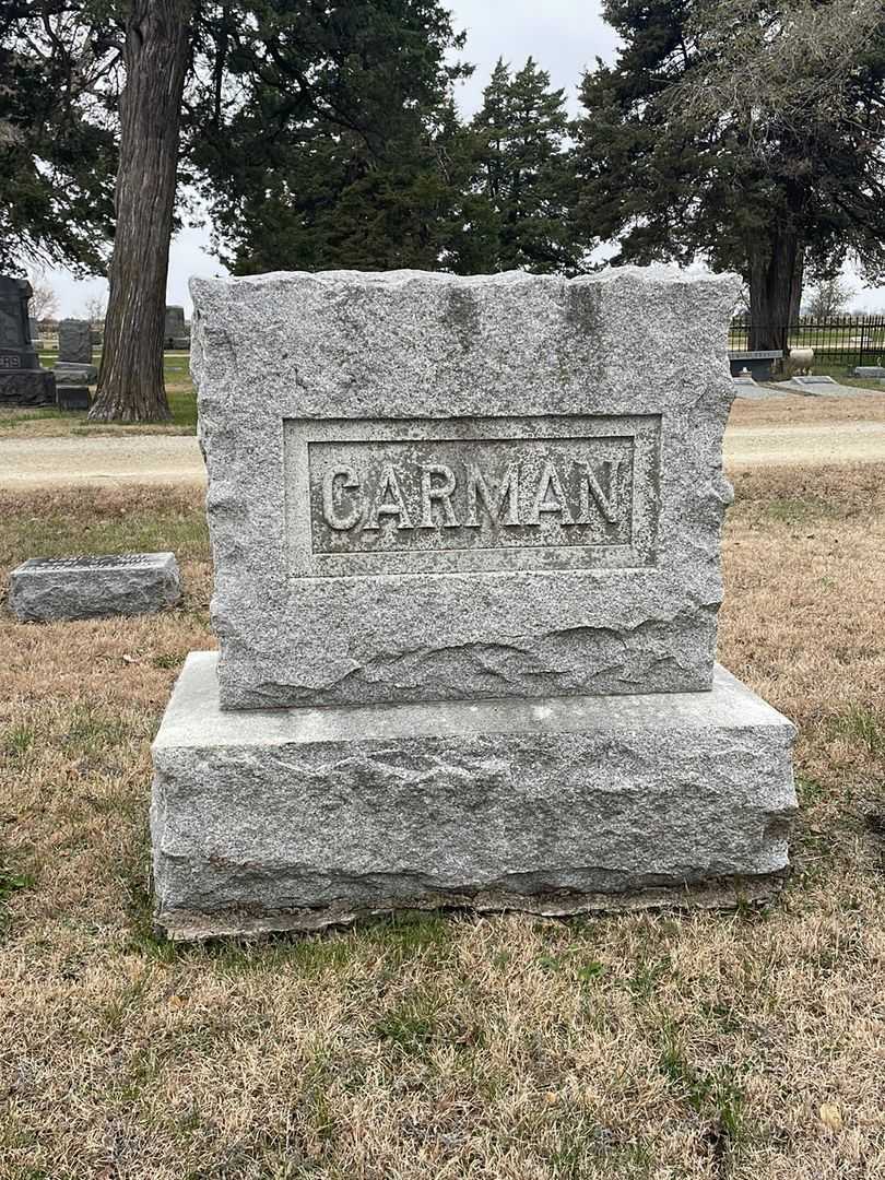 Gay Neale Carman's grave. Photo 1