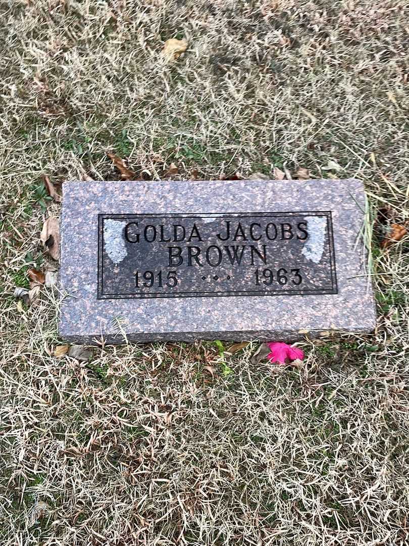 Golda Jacobs Brown's grave. Photo 1