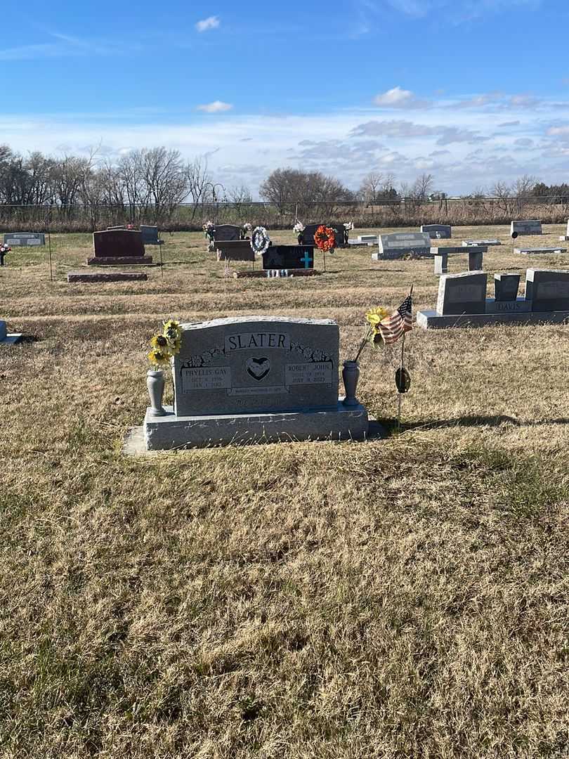 Phyllis Gay Slater's grave. Photo 2