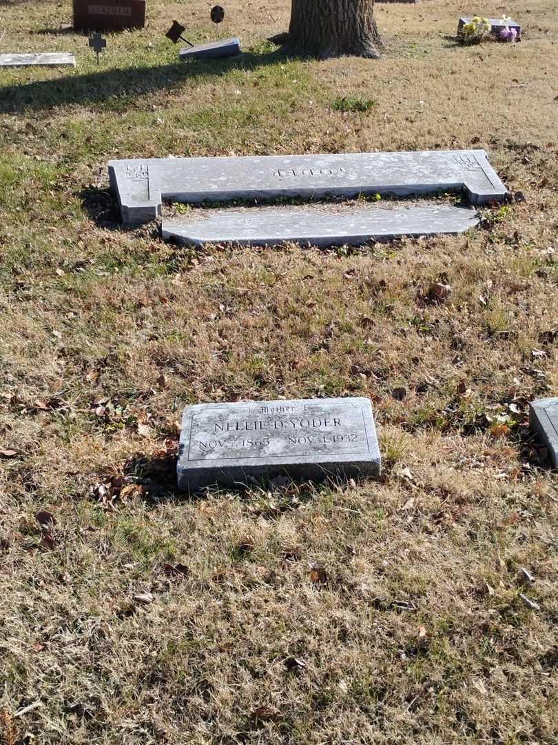 Nellie D. Yoder's grave. Photo 2