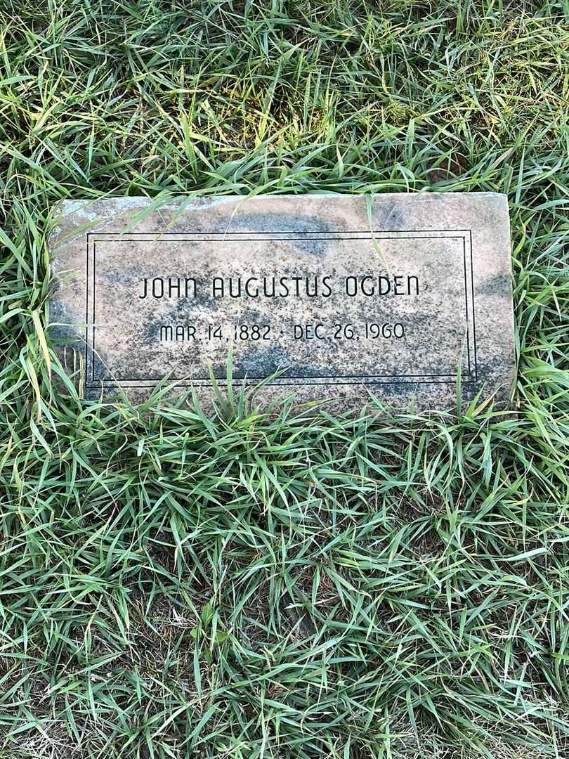 John Augustus Ogden's grave. Photo 1