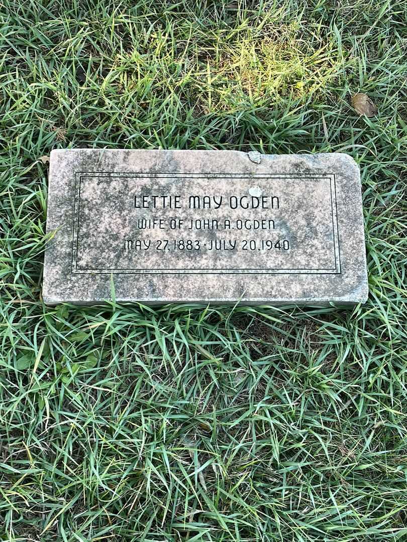 Lettie May Ogden's grave. Photo 1