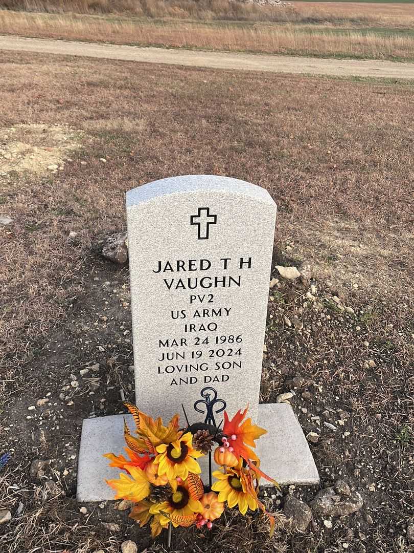 Jared T. H. Vaughn's grave. Photo 1