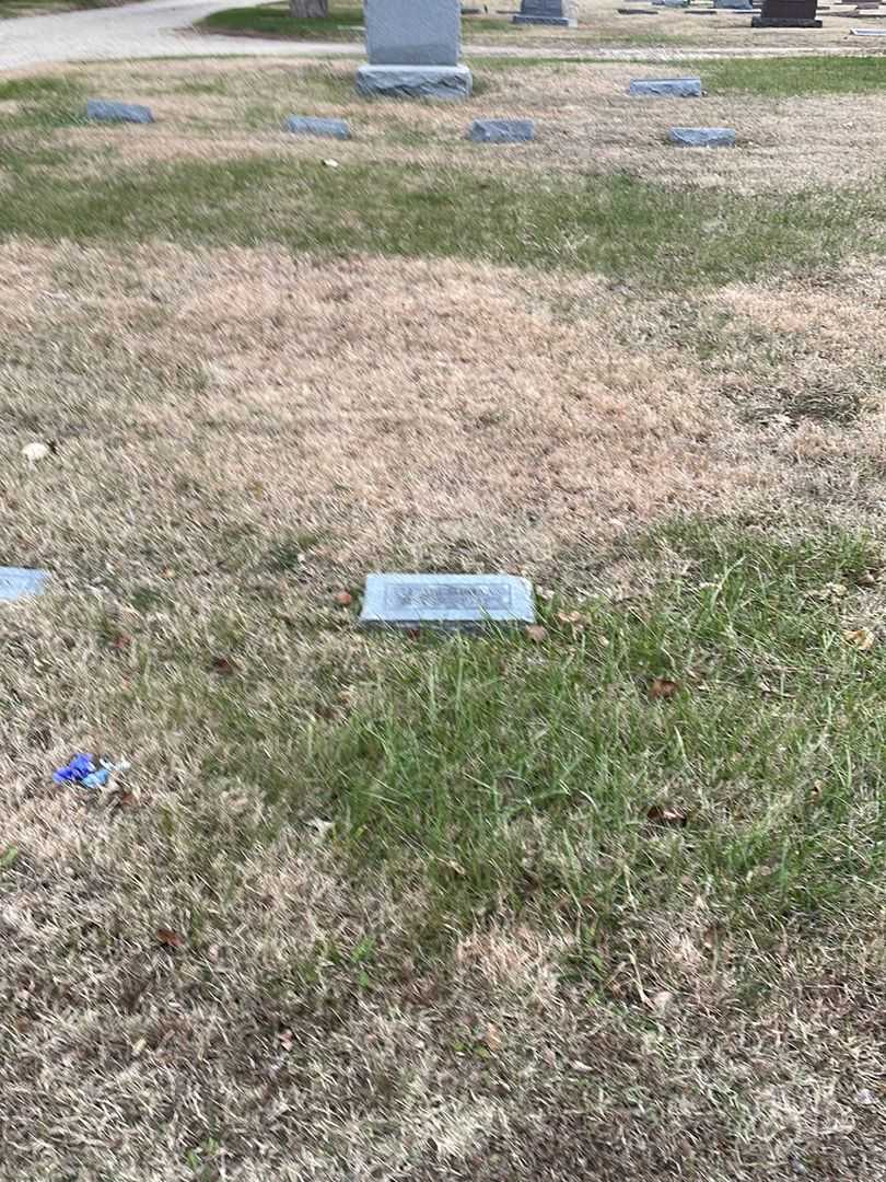 Elizabeth Haas's grave. Photo 2