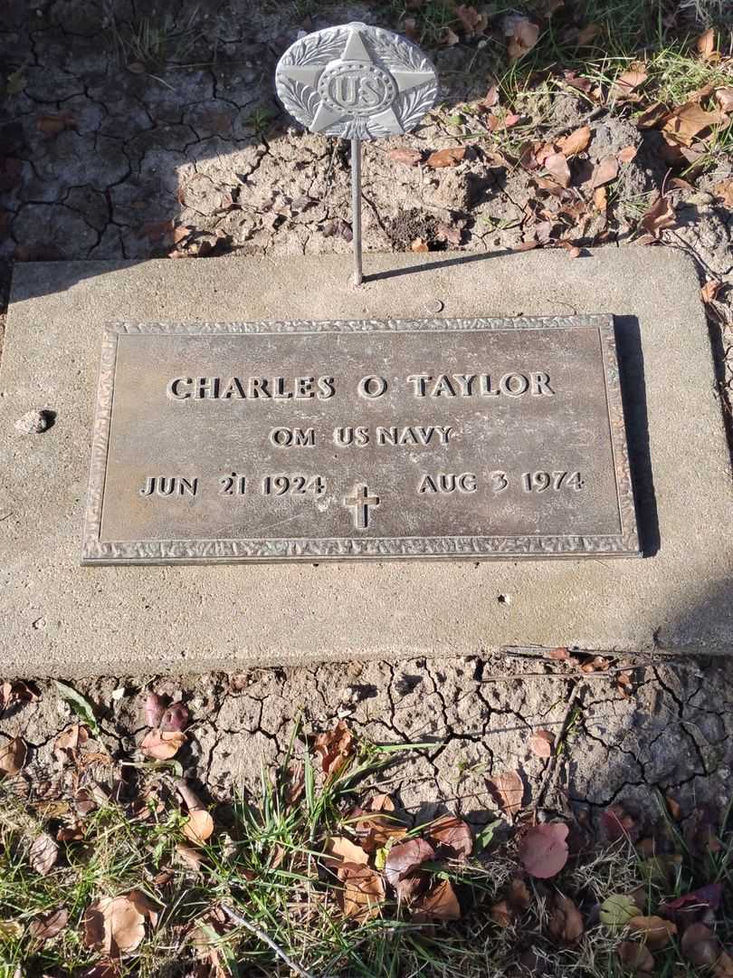 Charles O. Taylor's grave. Photo 3