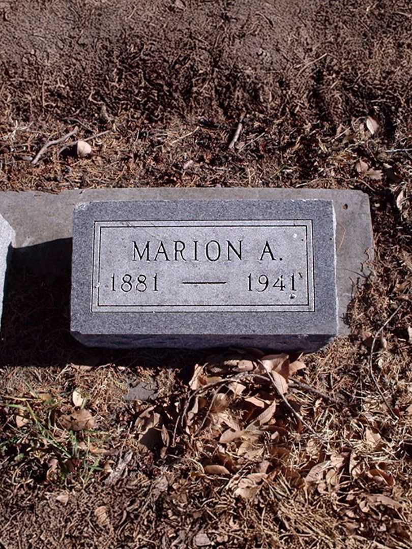 Millie Tatlow's grave. Photo 1