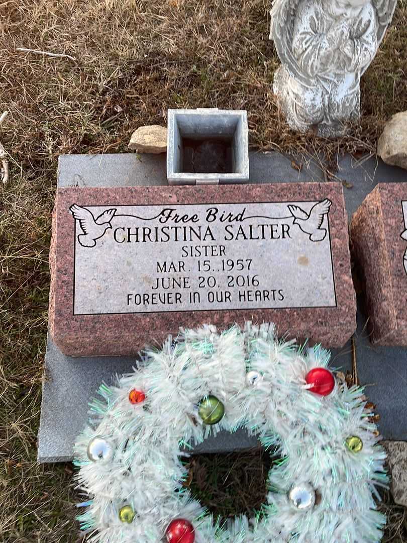 Christina Salter's grave. Photo 1