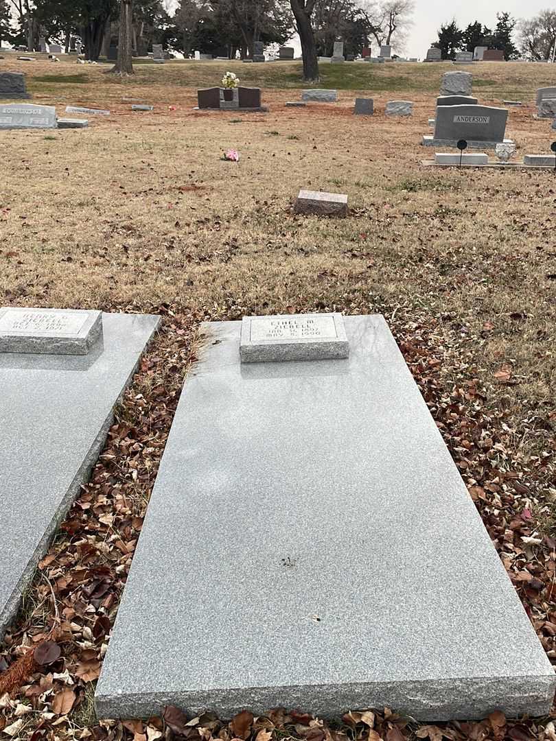 Ethel M. Ziebell's grave. Photo 2