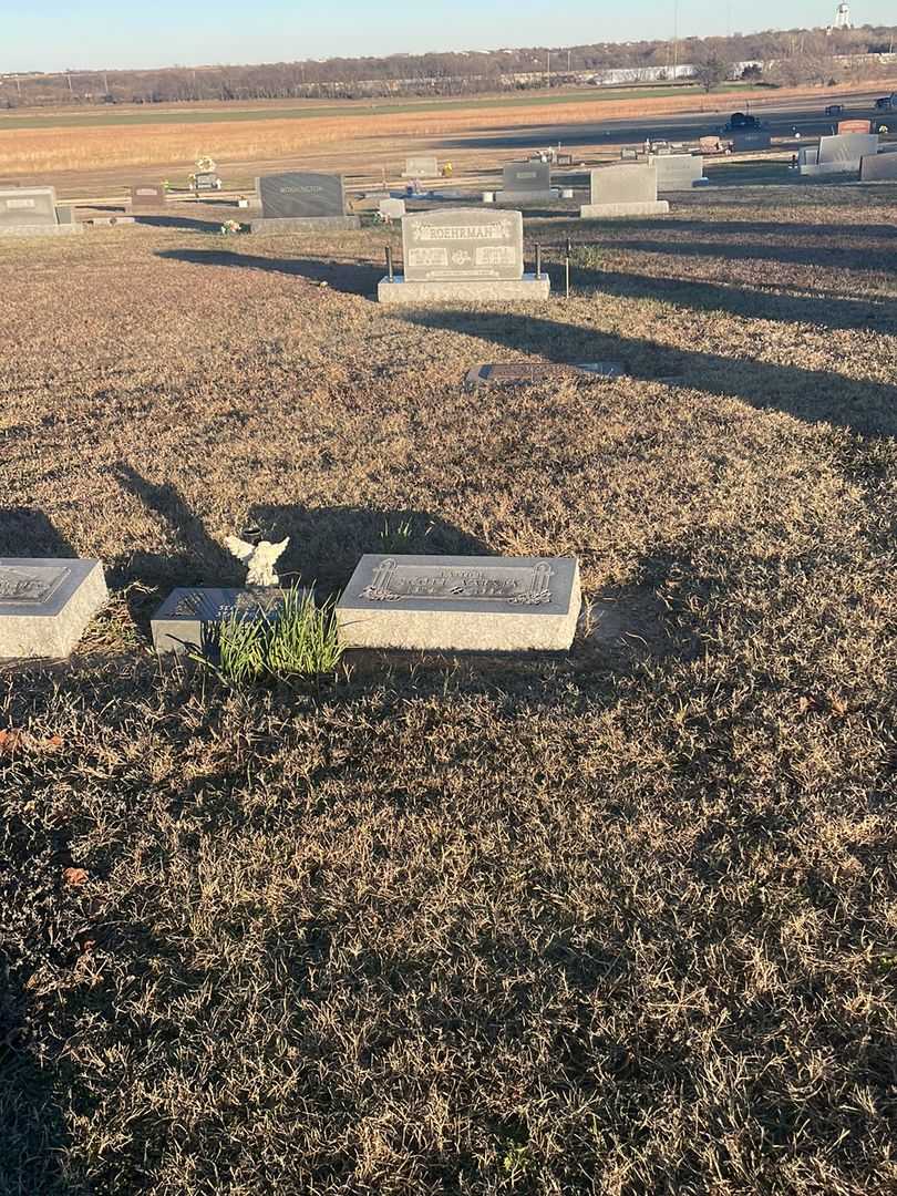 Scott Varney's grave. Photo 2