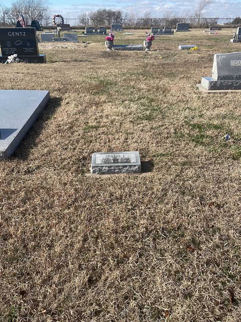 Irven I. Daetwiler's grave. Photo 2