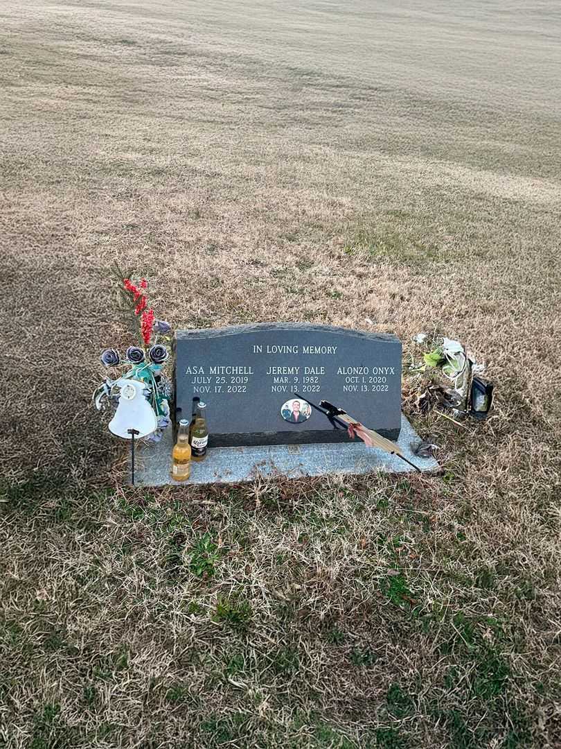 Jeremy Dale's grave. Photo 2