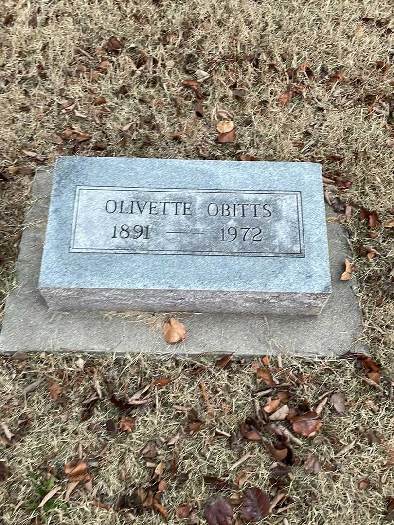 Olivette Obitts's grave. Photo 1