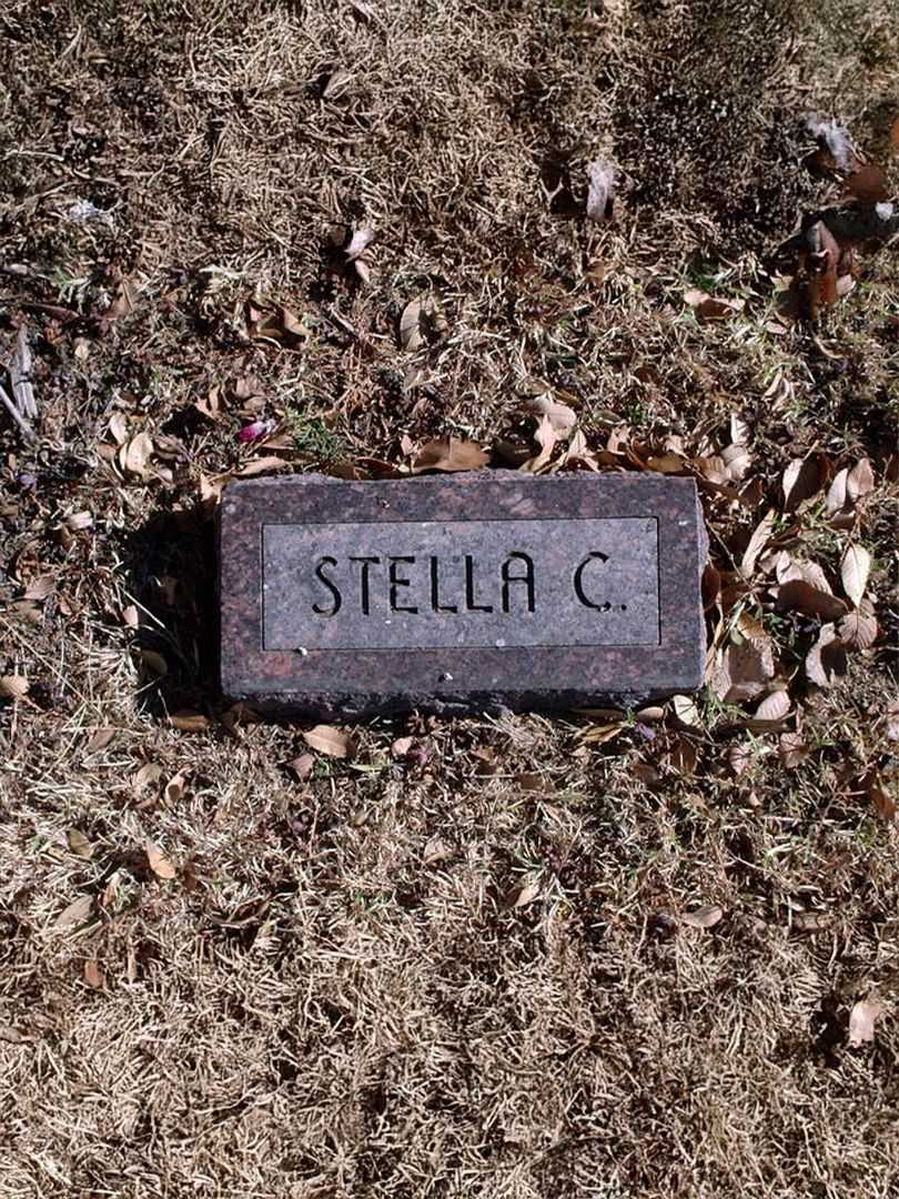 Stella C. Tatlow's grave. Photo 4
