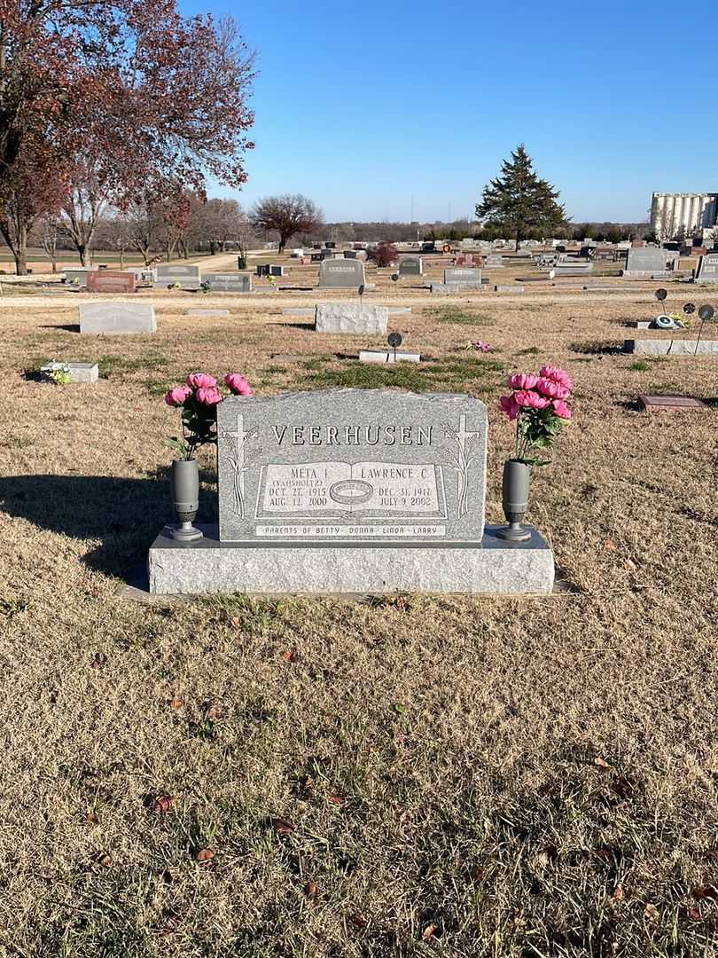 Meta I. Vahsholtz Veerhusen's grave. Photo 2