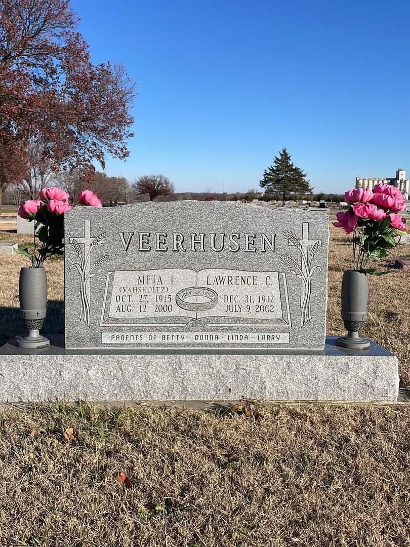 Meta I. Vahsholtz Veerhusen's grave. Photo 1