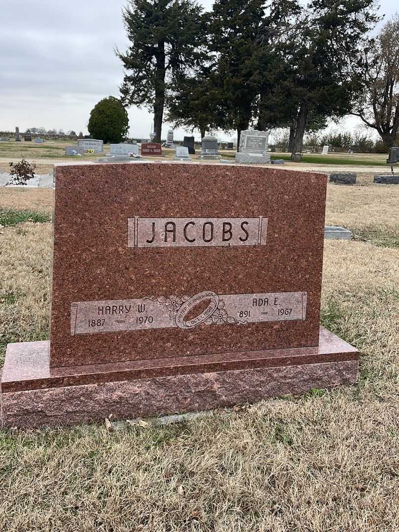 Ada E. Jacobs's grave. Photo 1