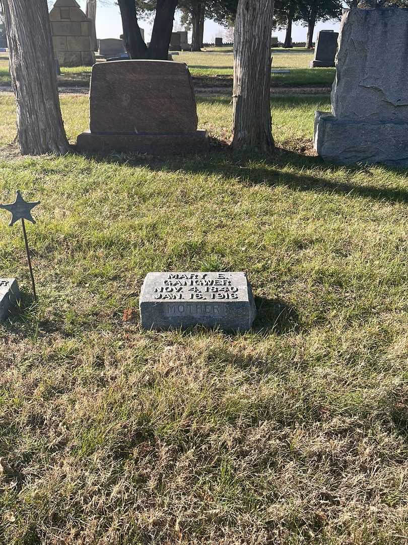 Mary E. Gangwer's grave. Photo 2
