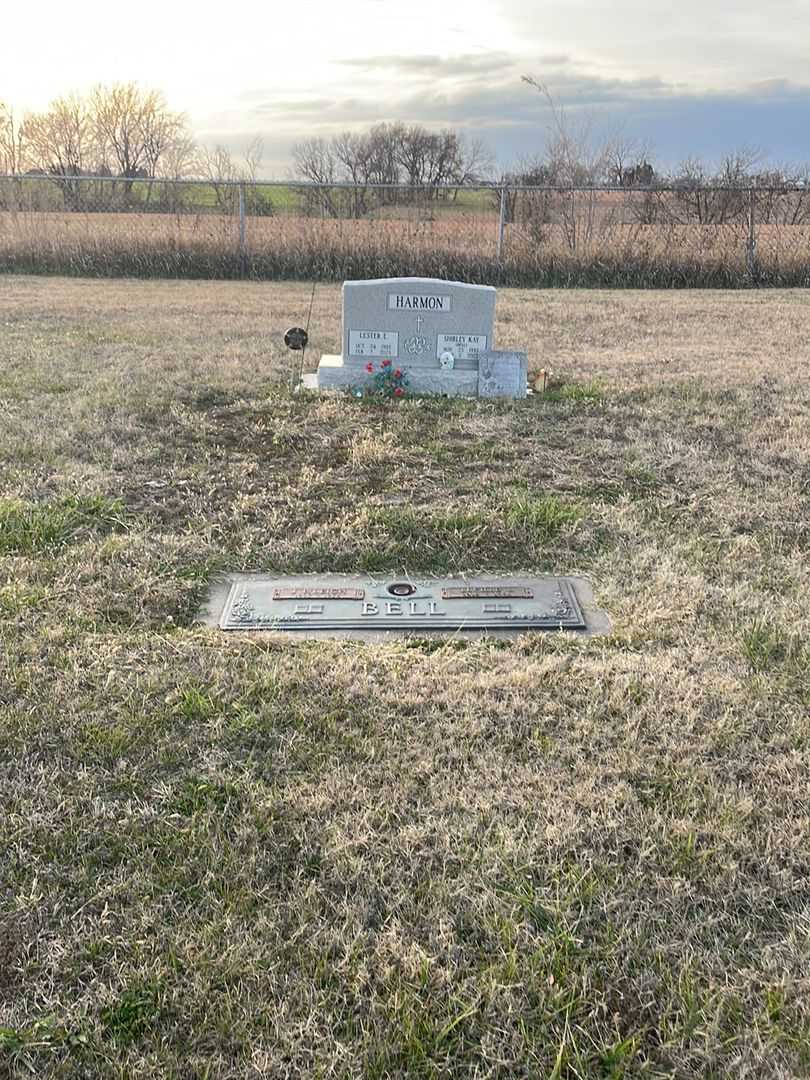 James R'Leigh Bell's grave. Photo 2