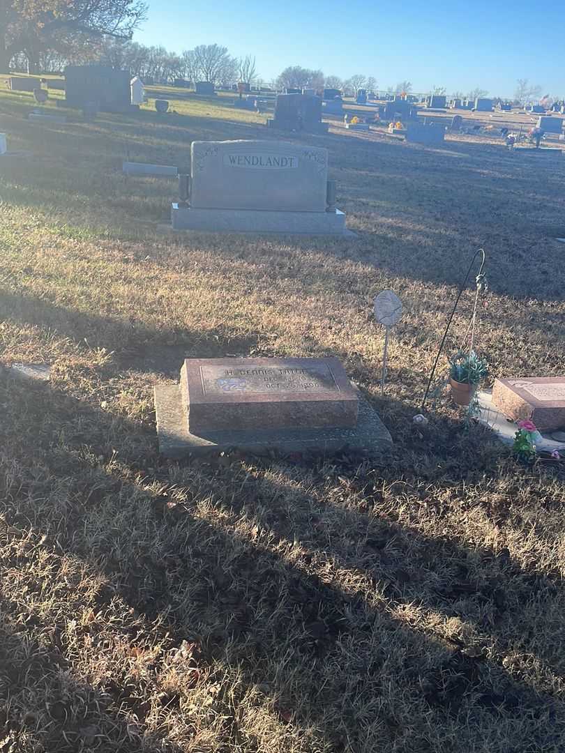 H. Dennis Tatge's grave. Photo 2