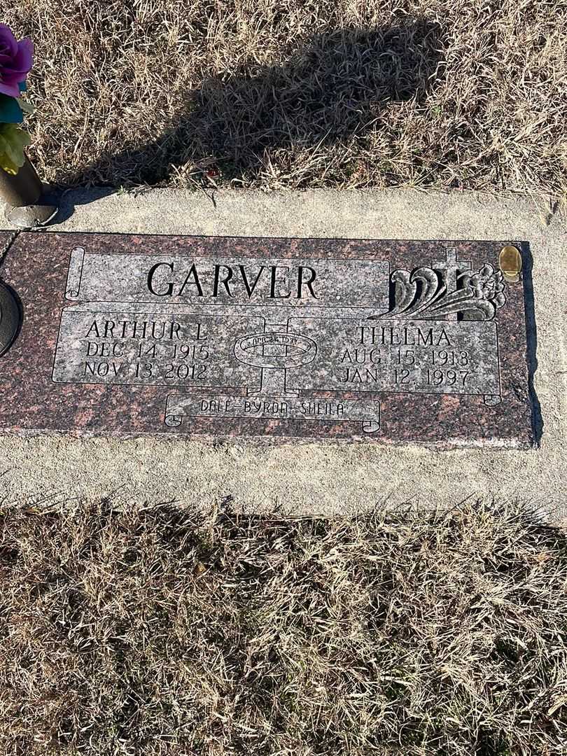 Arthur L. Garver's grave. Photo 1