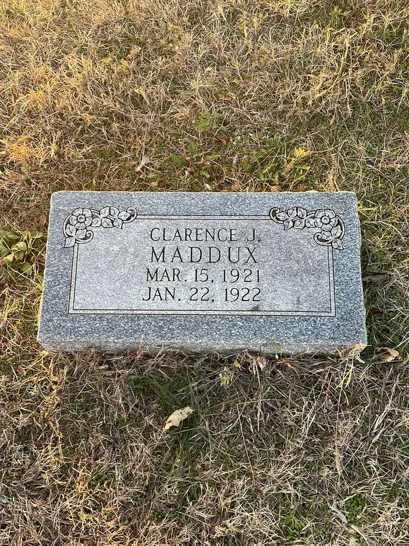 Clarence J. Maddux's grave. Photo 1