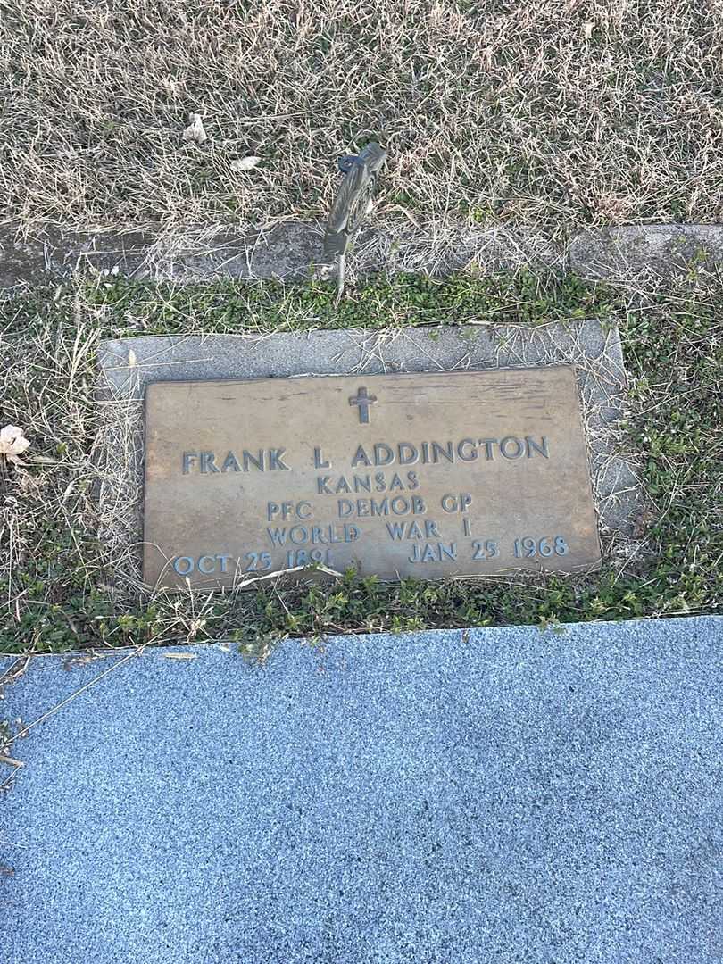 Frank Le Roy Addington's grave. Photo 3