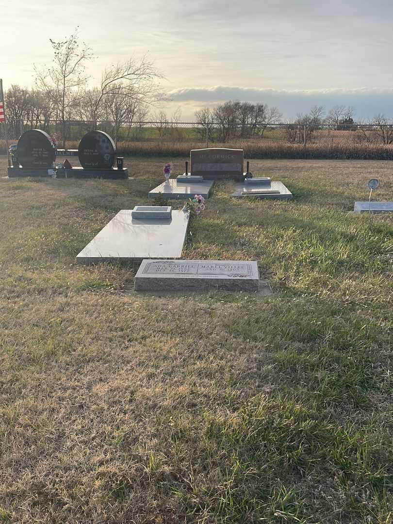 Mabel Gabriel Villie's grave. Photo 2